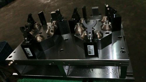 泰特液压夹具 精密夹持的未来之选